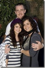 Mandy-Teefey-Selena-Gomez-mom-pic