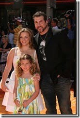 Kelly-Baldwin-Fatone-Joey-Fatone-wife-daughter