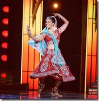 Nina Davuluri dance