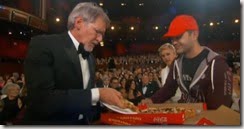 Oscars-2014-Ellen-Orders-Pizza