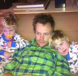 Joel McHale's Wife Sarah Williams McHale (bio, Wiki, Photos)