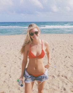 Tori Woodward 1 - Tori Woodward The Chainsmokers Alex Pall's Girlfiend