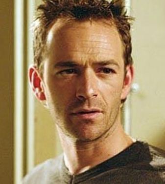 Luke Perry 1 - Who is Luke Perry's Current Girlfriend?