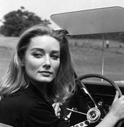 Tania Mallet 1 - Tania Mallet: Life and Career of The Goldfinder Bond Girl