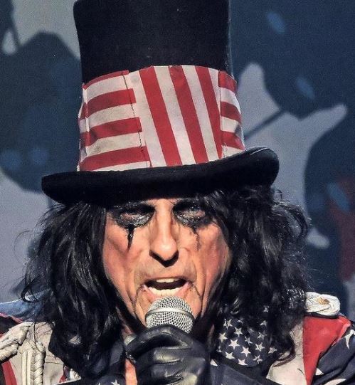 Alice Cooper Net Worth 8 - Alice Cooper Net Worth