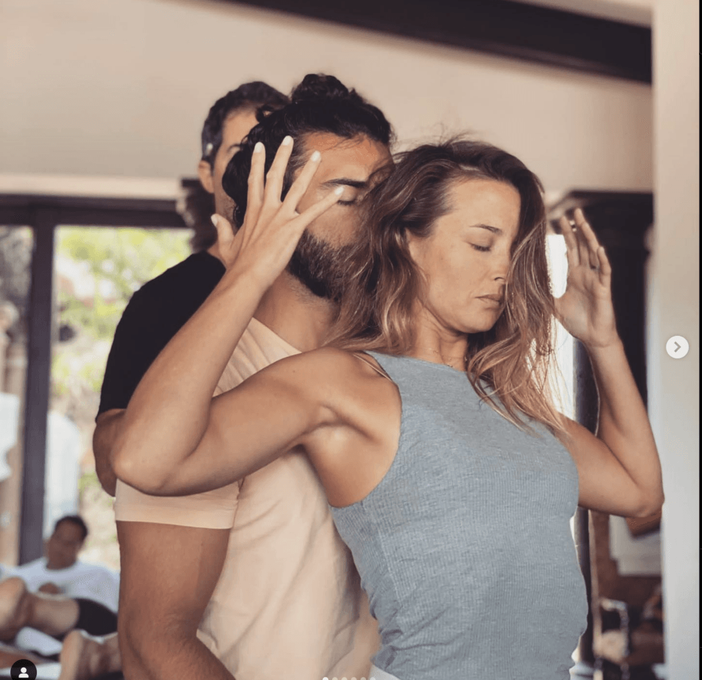 Justin Baldoni Wife Emily Baldoni